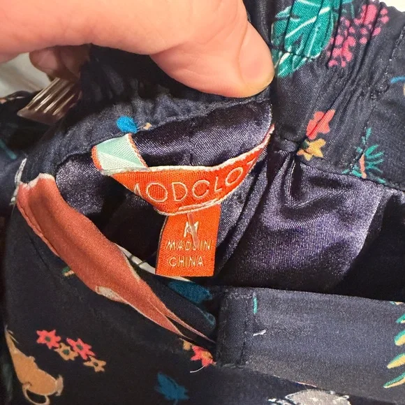 Modcloth Navy Skirt with Animal and Floral Print size medium Great - Picture 3 of 4